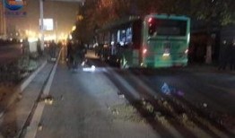 郑州车祸爆料视频最新,悲剧瞬间，生命消逝，真相待解